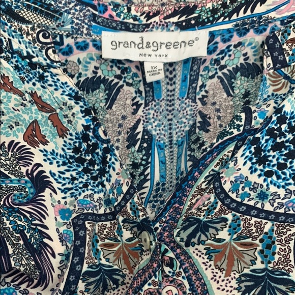 Grand & Green Tunic - Picture 7 of 8